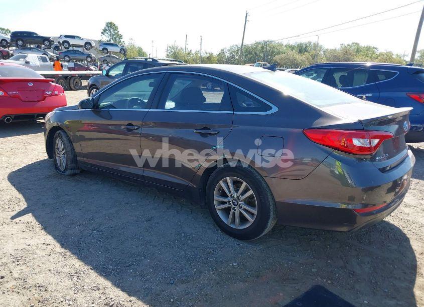 Photo 3 of 2016 Hyundai Sonata SE (VIN 5NPE24AF0GH344502)