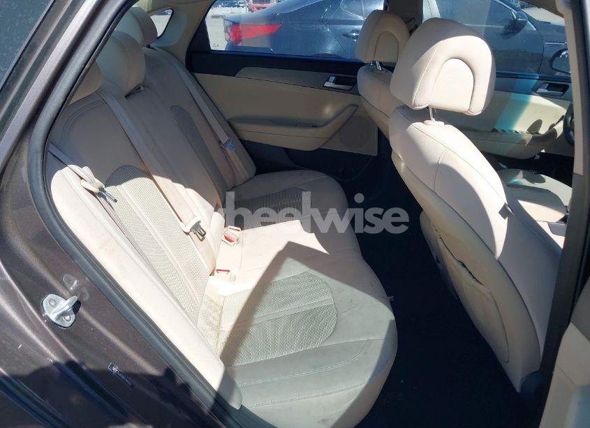 Photo 8 of 2016 Hyundai Sonata SE (VIN 5NPE24AF0GH344502)