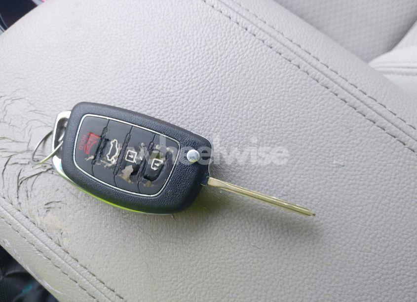 Photo 11 of 2016 Hyundai Sonata SE (VIN 5NPE24AF0GH349943)