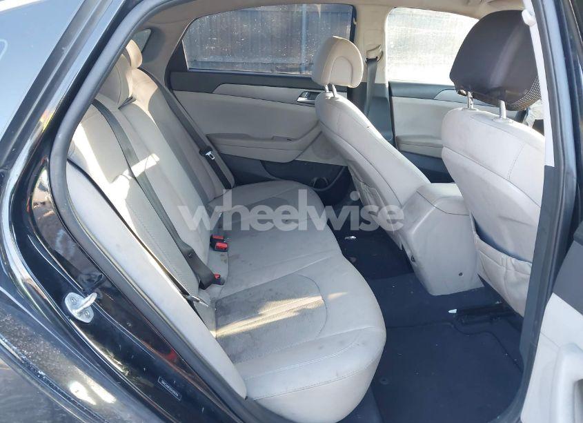 Photo 8 of 2016 Hyundai Sonata SE (VIN 5NPE24AF0GH369304)