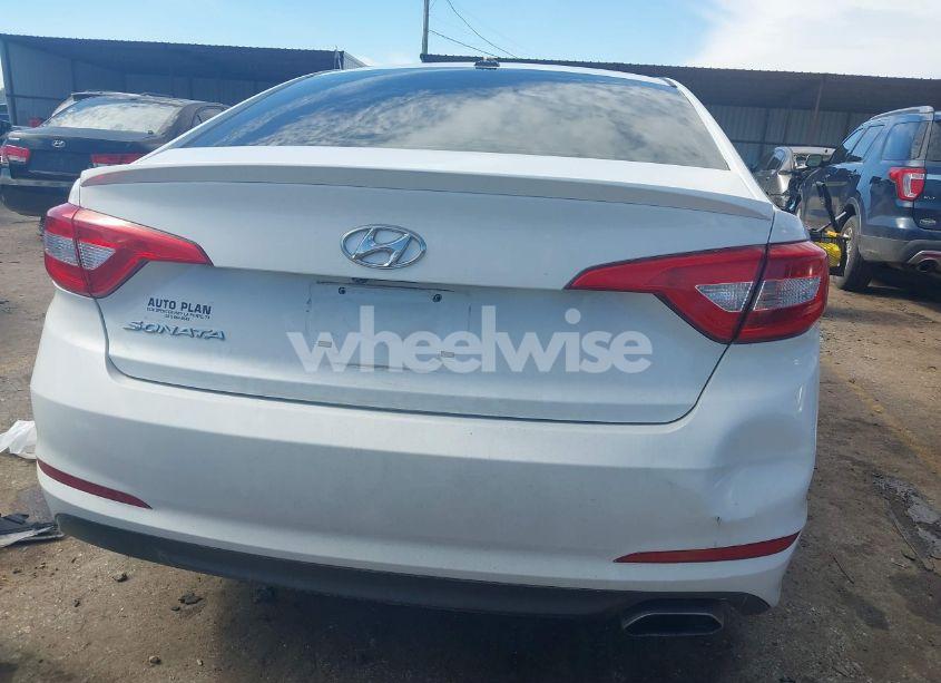 Photo 17 of 2016 Hyundai Sonata SE (VIN 5NPE24AF0GH376415)