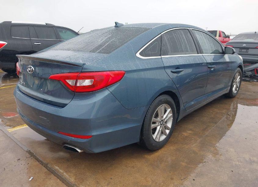 Photo 4 of 2016 Hyundai Sonata SE (VIN 5NPE24AF0GH376933)