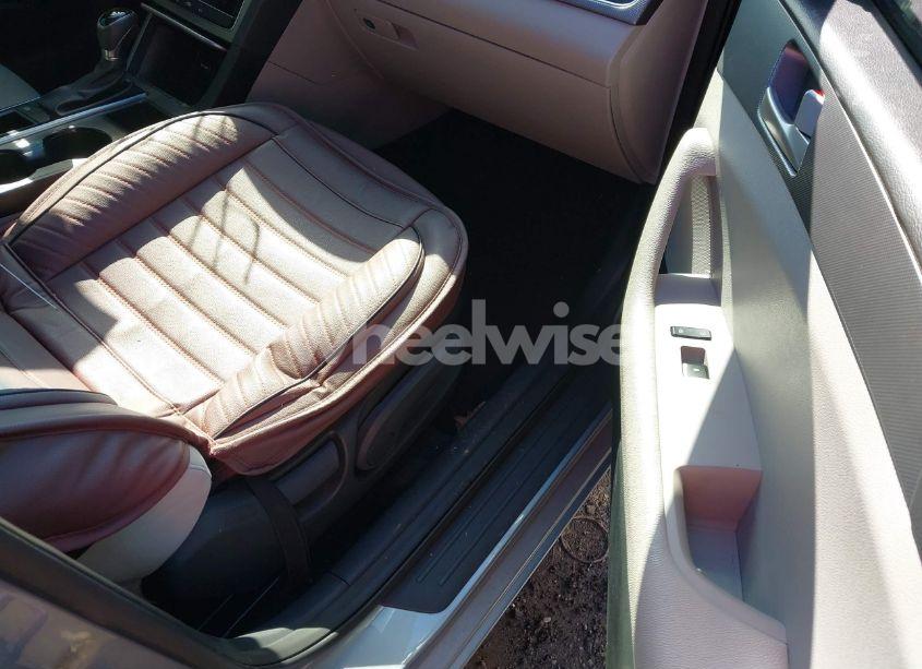 Photo 5 of 2016 Hyundai Sonata SE (VIN 5NPE24AF0GH386233)