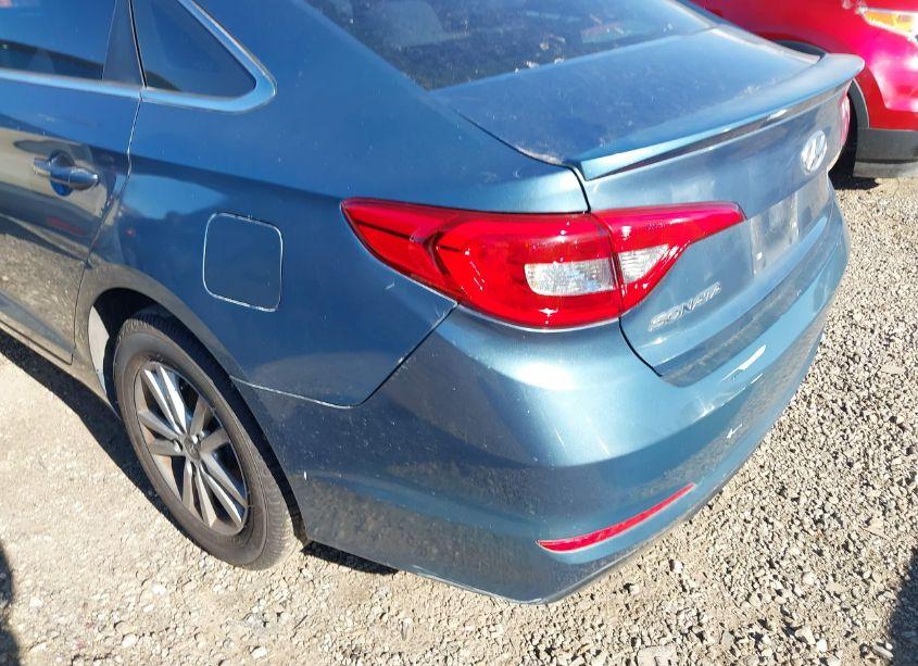 Photo 6 of 2016 Hyundai Sonata SE (VIN 5NPE24AF0GH417352)