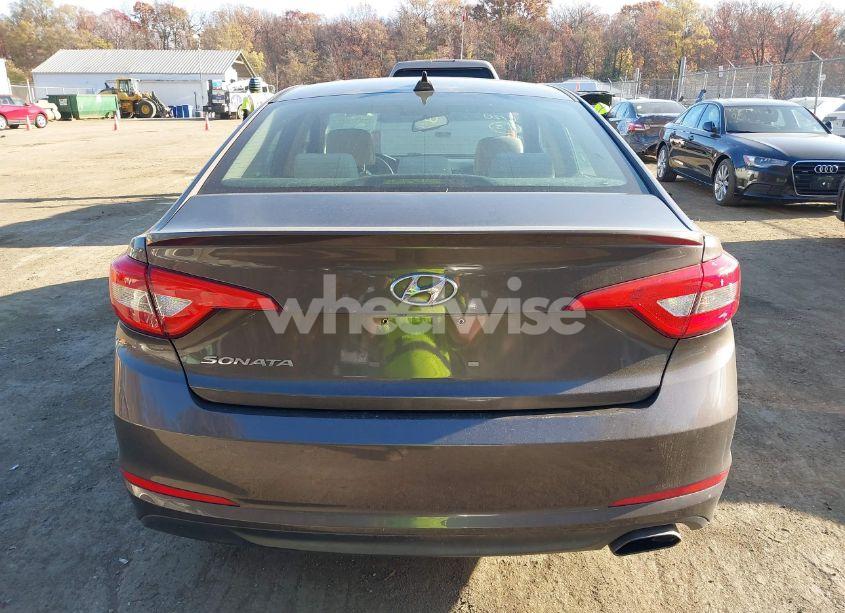 Photo 16 of 2016 Hyundai Sonata SE (VIN 5NPE24AF0GH435317)