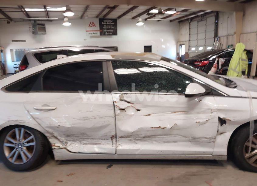 Photo 13 of 2017 Hyundai Sonata N/A (VIN 5NPE24AF0HH442429)