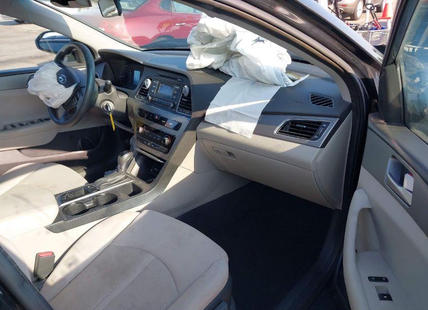 Photo 5 of 2017 Hyundai Sonata (VIN 5NPE24AF0HH447713)