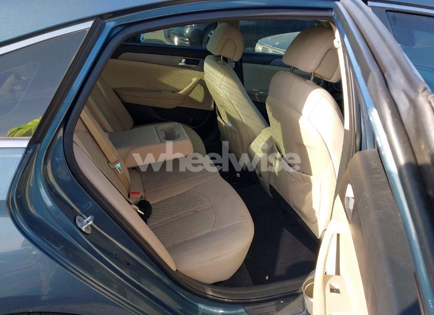 Photo 8 of 2017 Hyundai Sonata SE (VIN 5NPE24AF0HH449137)