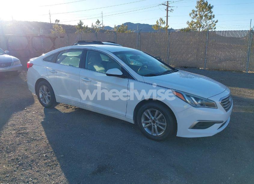2017 Hyundai Sonata (VIN 5NPE24AF0HH453950) main photo