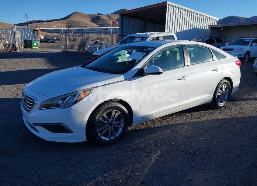Photo 2 of 2017 Hyundai Sonata (VIN 5NPE24AF0HH453950)