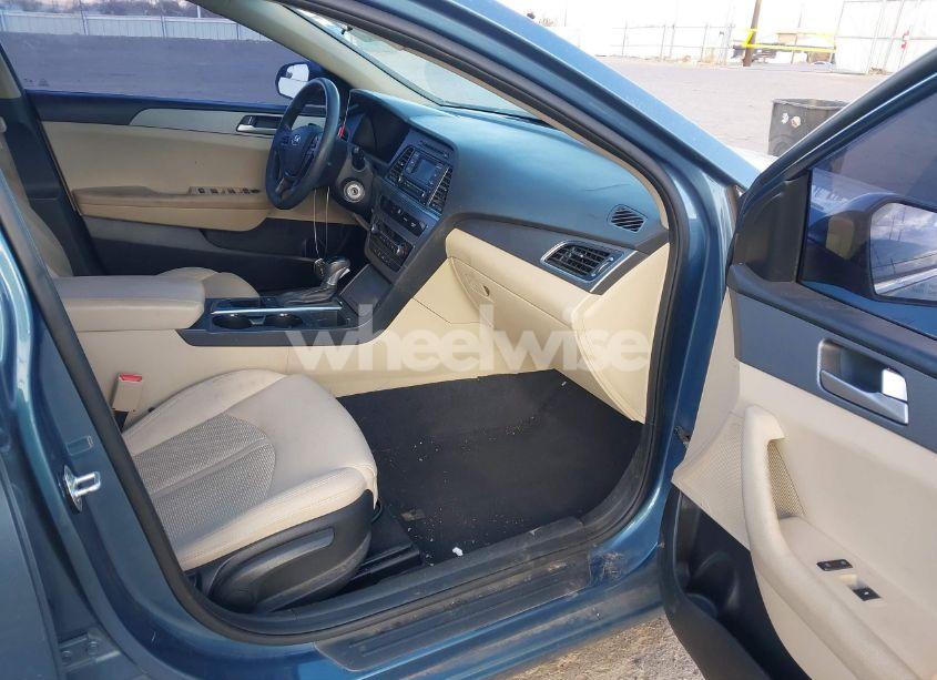 Photo 5 of 2017 Hyundai Sonata (VIN 5NPE24AF0HH454726)