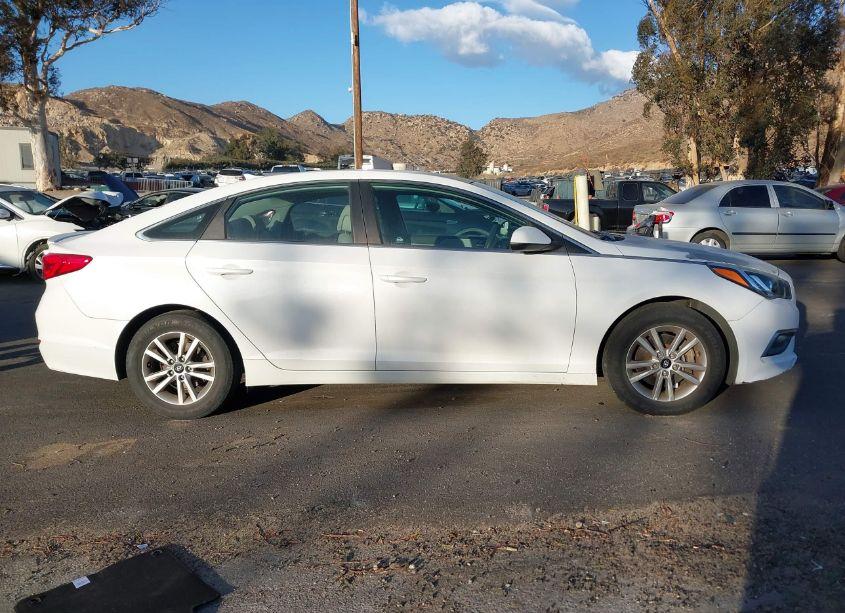 Photo 13 of 2017 Hyundai Sonata SE (VIN 5NPE24AF0HH486415)