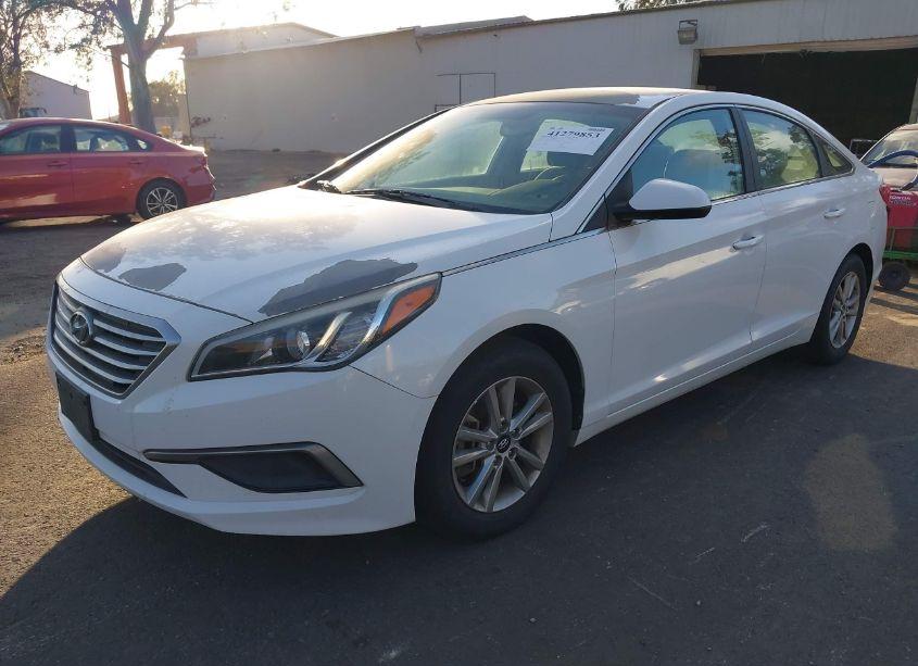 Photo 2 of 2017 Hyundai Sonata SE (VIN 5NPE24AF0HH486415)