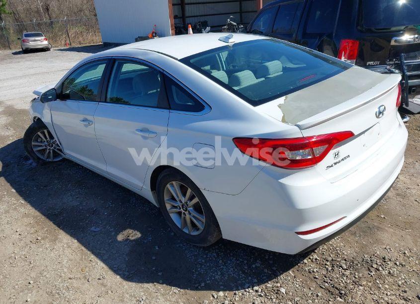 Photo 3 of 2017 Hyundai Sonata SE (VIN 5NPE24AF0HH508817)