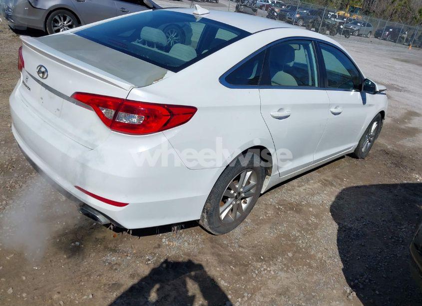 Photo 4 of 2017 Hyundai Sonata SE (VIN 5NPE24AF0HH508817)