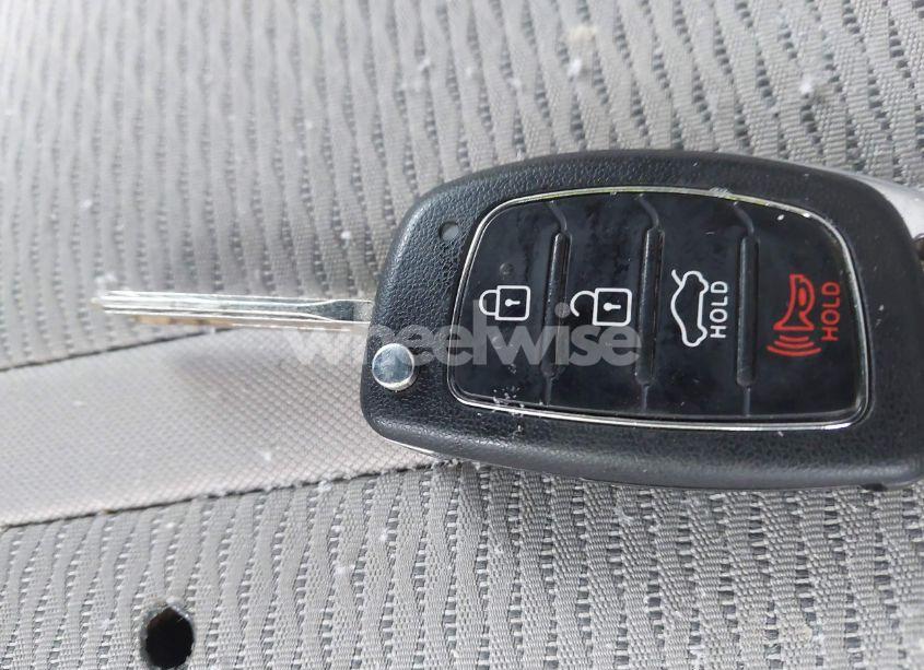 Photo 11 of 2017 Hyundai Sonata SE (VIN 5NPE24AF0HH545401)