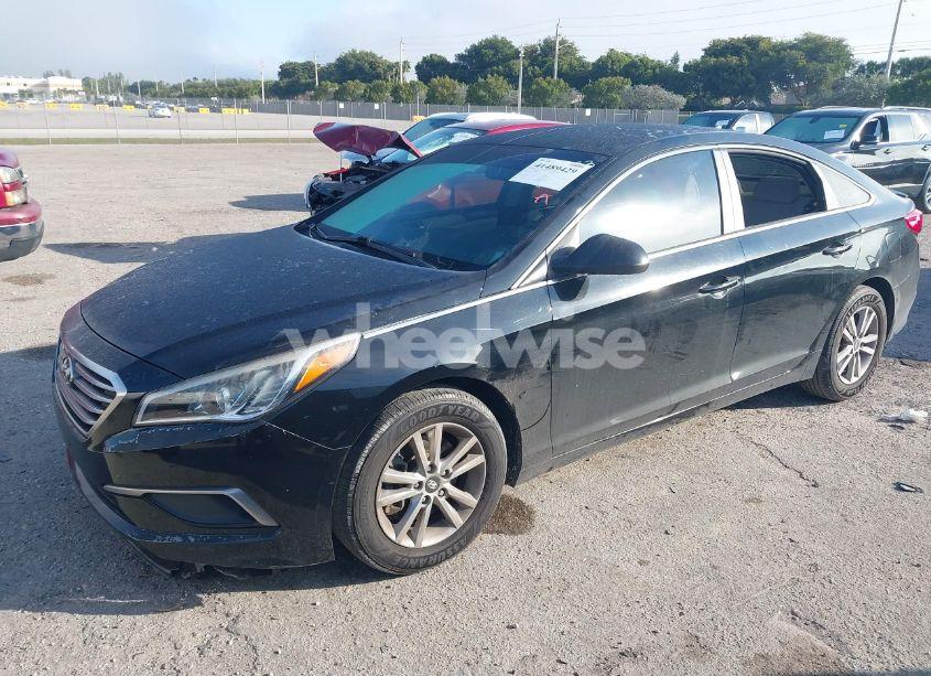 Photo 2 of 2017 Hyundai Sonata (VIN 5NPE24AF0HH584974)
