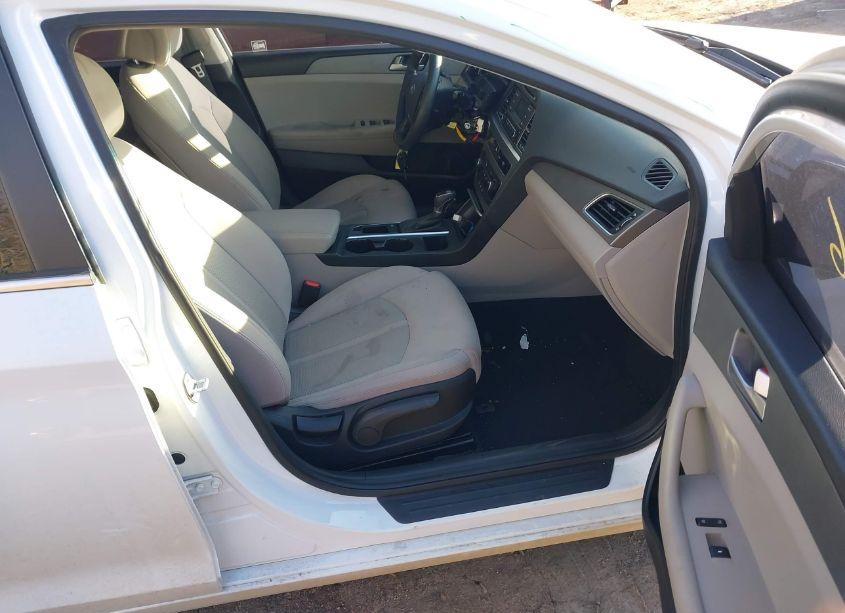 Photo 5 of 2017 Hyundai Sonata (VIN 5NPE24AF0HH592038)