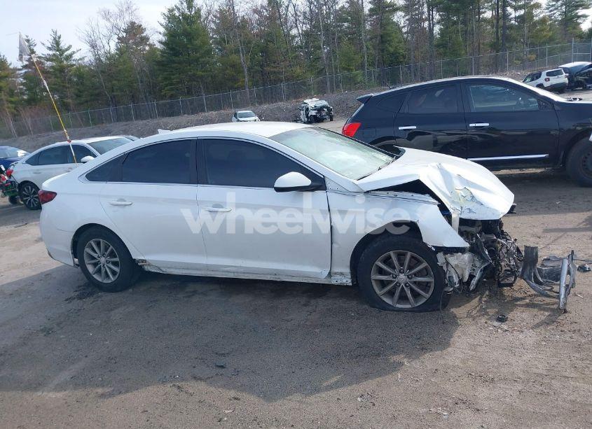 Photo 14 of 2018 Hyundai Sonata SE (VIN 5NPE24AF0JH600287)