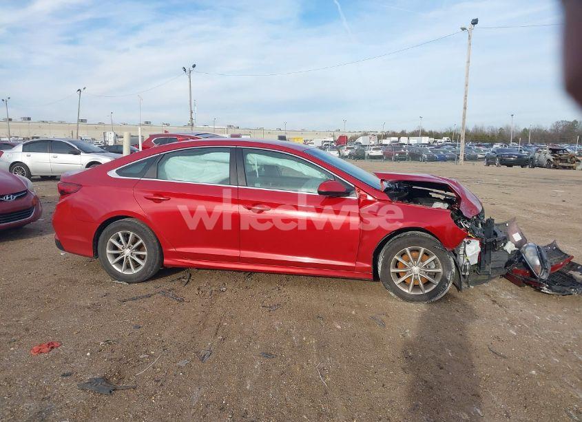 Photo 12 of 2018 Hyundai Sonata SE (VIN 5NPE24AF0JH607126)