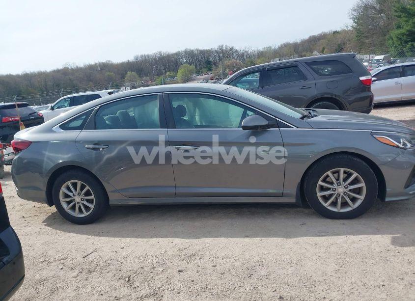Photo 13 of 2018 Hyundai Sonata SE (VIN 5NPE24AF0JH679699)