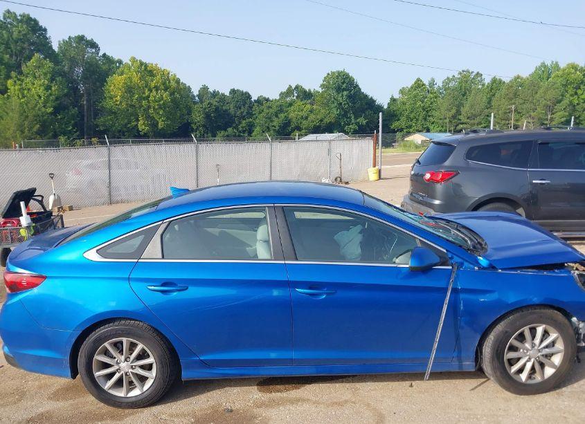 Photo 13 of 2018 Hyundai Sonata SE (VIN 5NPE24AF0JH691657)