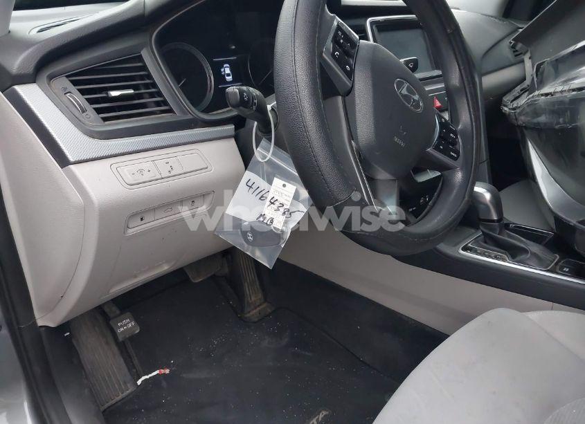 Photo 18 of 2018 Hyundai Sonata SE (VIN 5NPE24AF0JH692503)