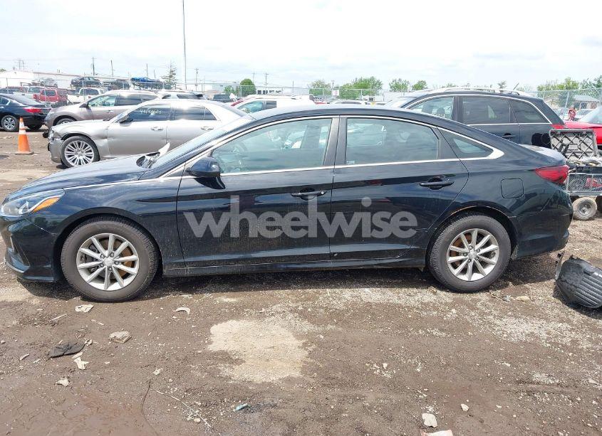 Photo 15 of 2018 Hyundai Sonata SE (VIN 5NPE24AF0JH693067)