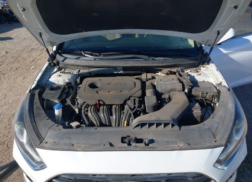 Photo 10 of 2018 Hyundai Sonata SE (VIN 5NPE24AF0JH696504)