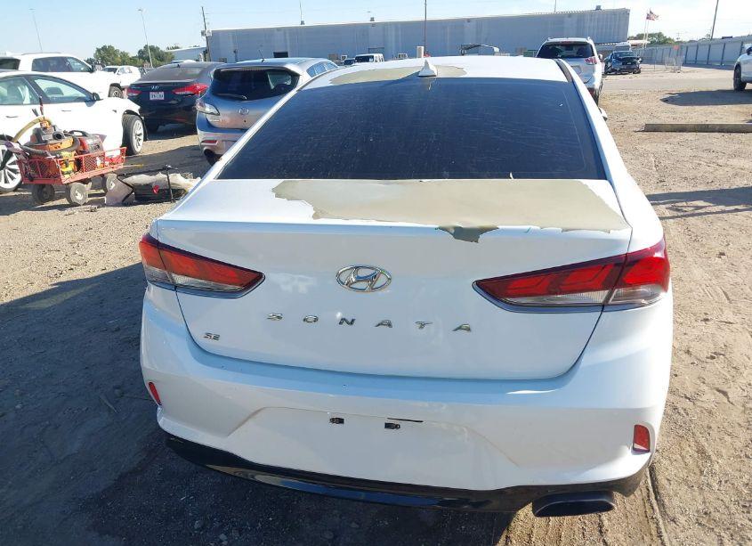 Photo 16 of 2018 Hyundai Sonata SE (VIN 5NPE24AF0JH696504)