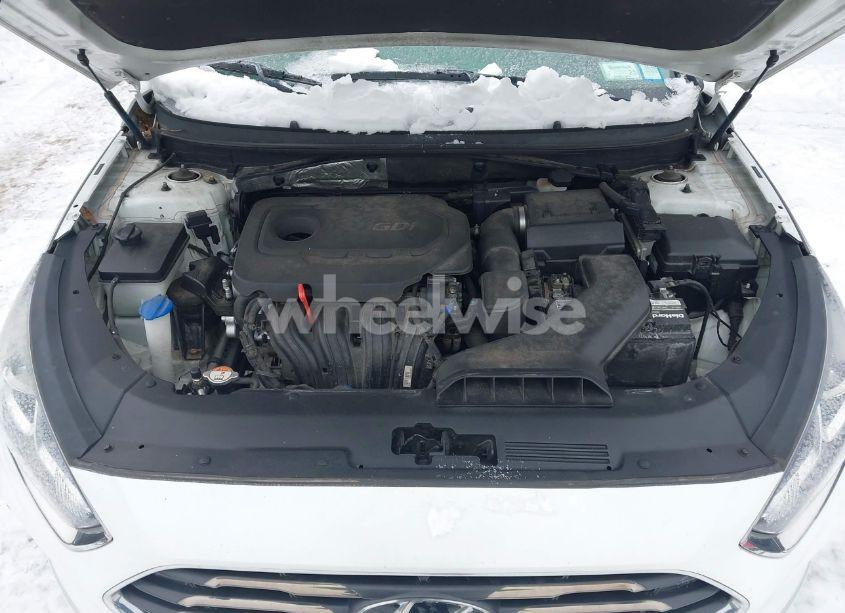 Photo 10 of 2018 Hyundai Sonata SE (VIN 5NPE24AF0JH696664)