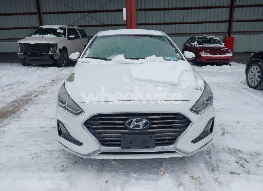 Photo 12 of 2018 Hyundai Sonata SE (VIN 5NPE24AF0JH696664)