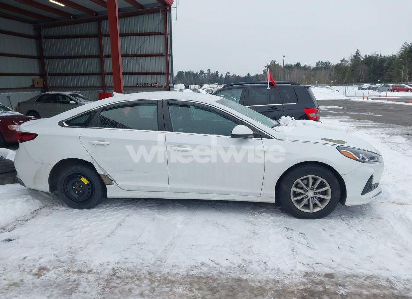 Photo 13 of 2018 Hyundai Sonata SE (VIN 5NPE24AF0JH696664)