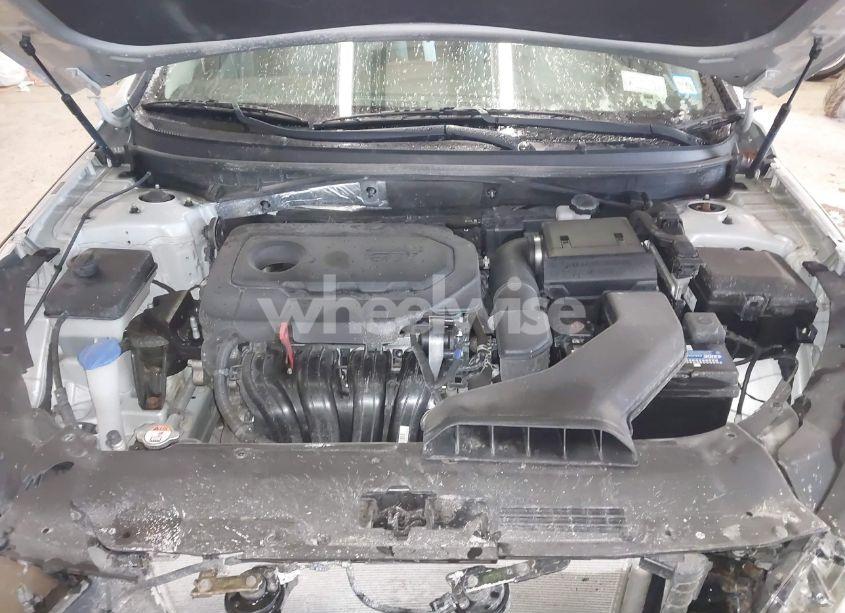 Photo 10 of 2018 Hyundai Sonata SE (VIN 5NPE24AF0JH707923)