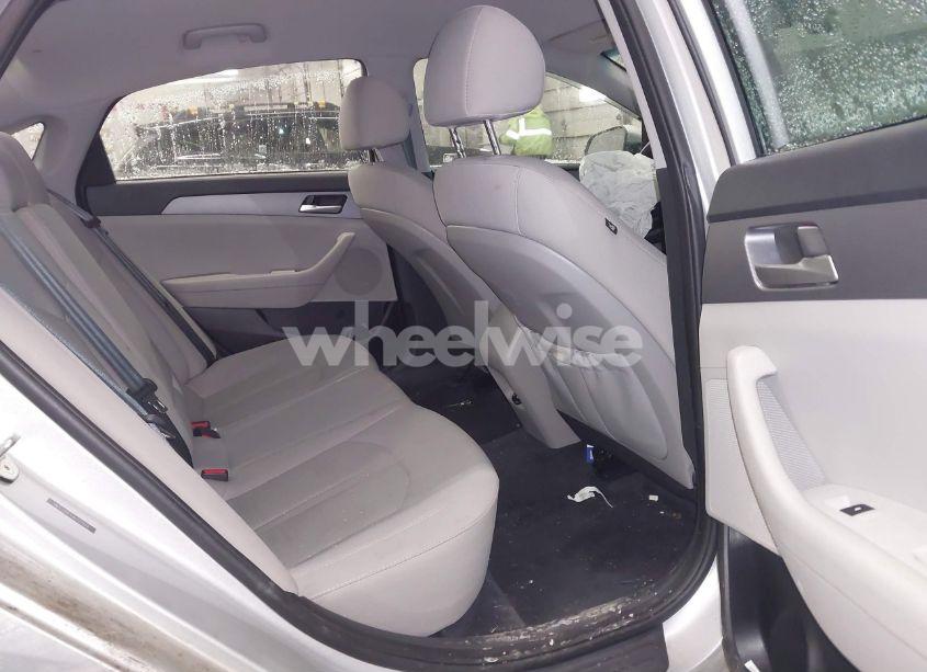 Photo 8 of 2018 Hyundai Sonata SE (VIN 5NPE24AF0JH707923)