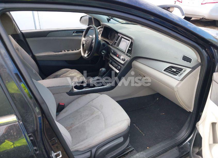Photo 5 of 2018 Hyundai Sonata SE (VIN 5NPE24AF0JH713253)