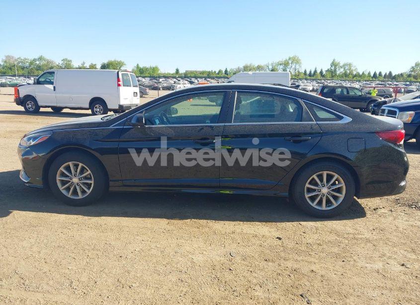 Photo 15 of 2019 Hyundai Sonata SE (VIN 5NPE24AF0KH746755)
