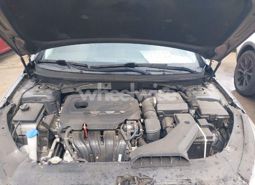 Photo 10 of 2019 Hyundai Sonata SE (VIN 5NPE24AF0KH788780)