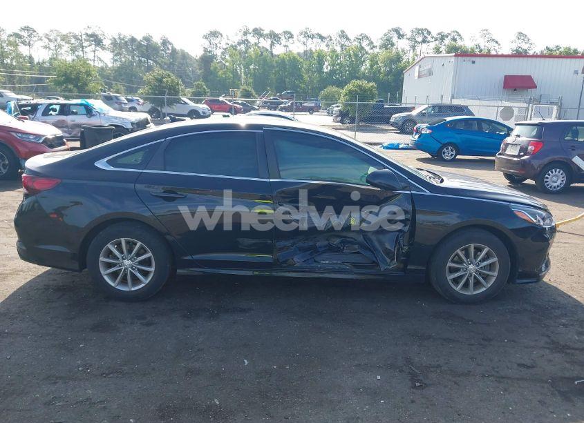 Photo 13 of 2019 Hyundai Sonata SE (VIN 5NPE24AF0KH792621)