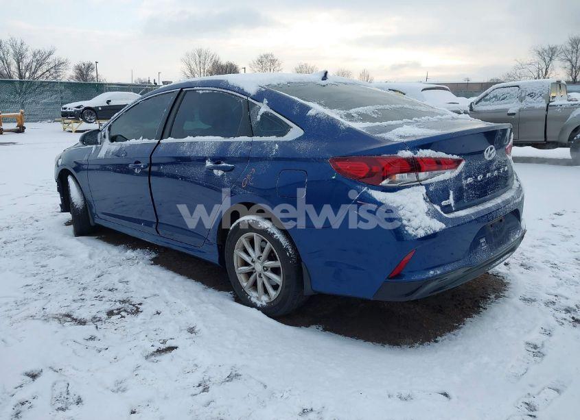 Photo 3 of 2019 Hyundai Sonata SE (VIN 5NPE24AF0KH811250)