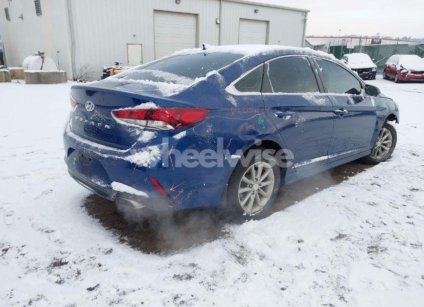 Photo 4 of 2019 Hyundai Sonata SE (VIN 5NPE24AF0KH811250)