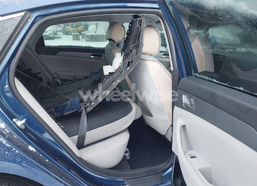Photo 8 of 2019 Hyundai Sonata SE (VIN 5NPE24AF0KH811250)