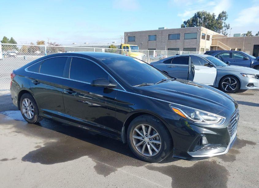 2019 Hyundai Sonata SE (VIN 5NPE24AF0KH814939) main photo