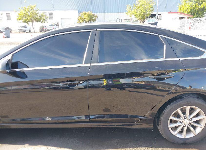 Photo 14 of 2019 Hyundai Sonata SE (VIN 5NPE24AF0KH814939)