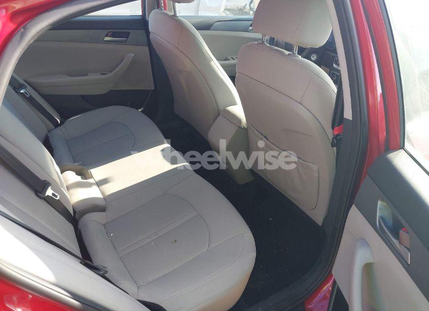 Photo 8 of 2019 Hyundai Sonata SE (VIN 5NPE24AF0KH820482)