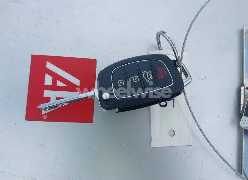 Photo 11 of 2015 Hyundai Sonata SE (VIN 5NPE24AF1FH054476)