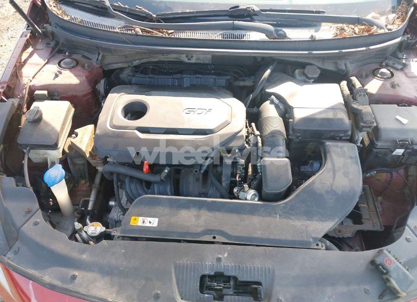Photo 10 of 2015 Hyundai Sonata SE (VIN 5NPE24AF1FH062187)
