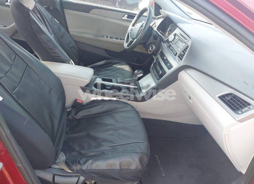 Photo 5 of 2015 Hyundai Sonata SE (VIN 5NPE24AF1FH062187)