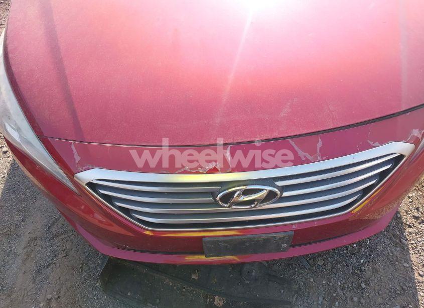 Photo 6 of 2015 Hyundai Sonata SE (VIN 5NPE24AF1FH062187)