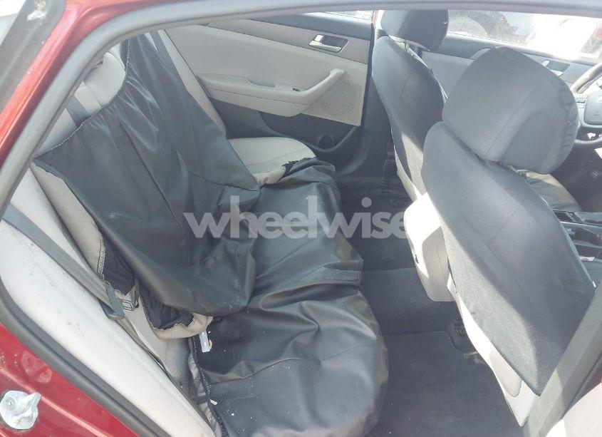 Photo 8 of 2015 Hyundai Sonata SE (VIN 5NPE24AF1FH062187)